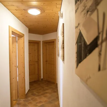 Tiroliving Apartment