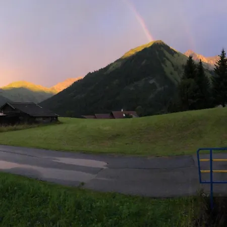 Tiroliving * Berwang